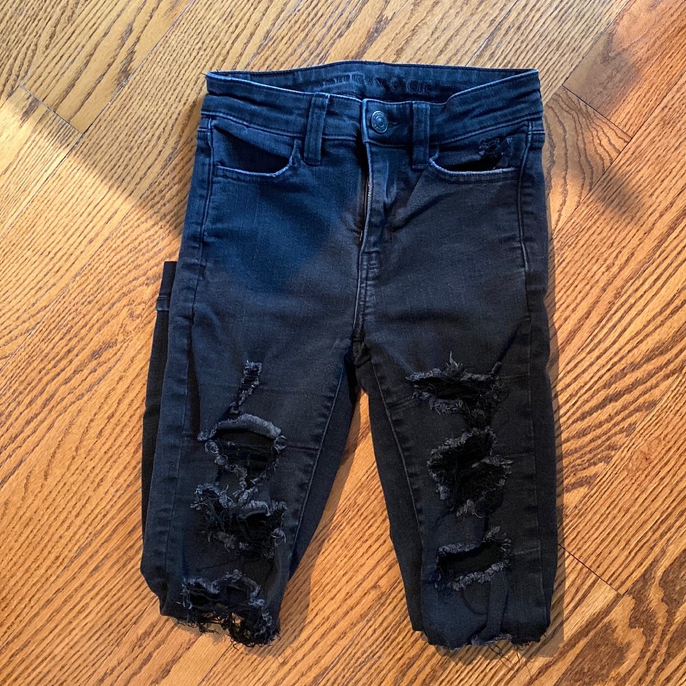 AE black ripped jeans